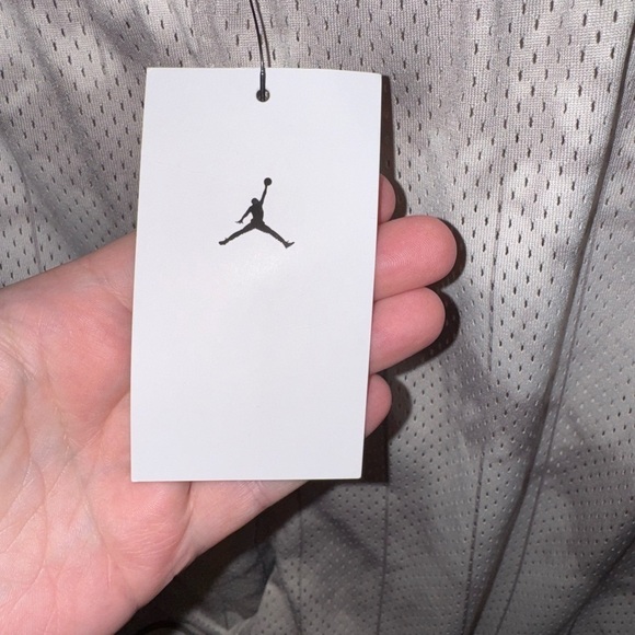 Air Jordan Essential Womens Diamond Shorts Cream Plus Size 2X - Picture 4 of 8